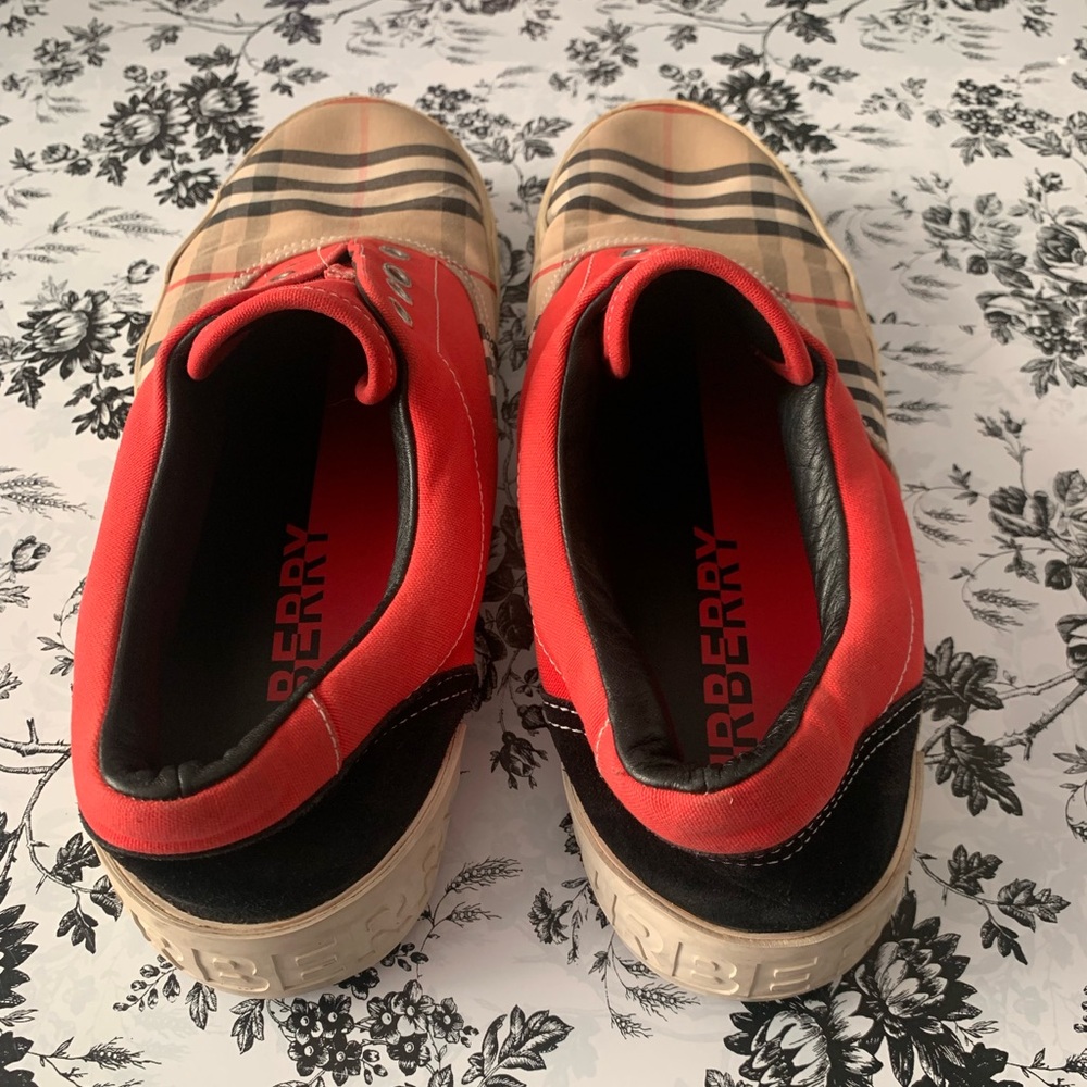 Men’s Burberry Shoes 10.5 - Picture 2 of 10